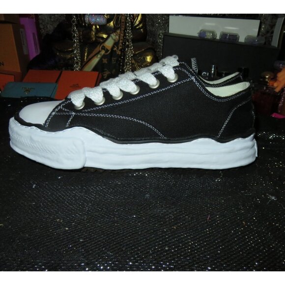 Maison Mihara Yasuhiro Other - Maison Mihara Yasuhiro Hank low Black and White lace up platform sneakers 42 43